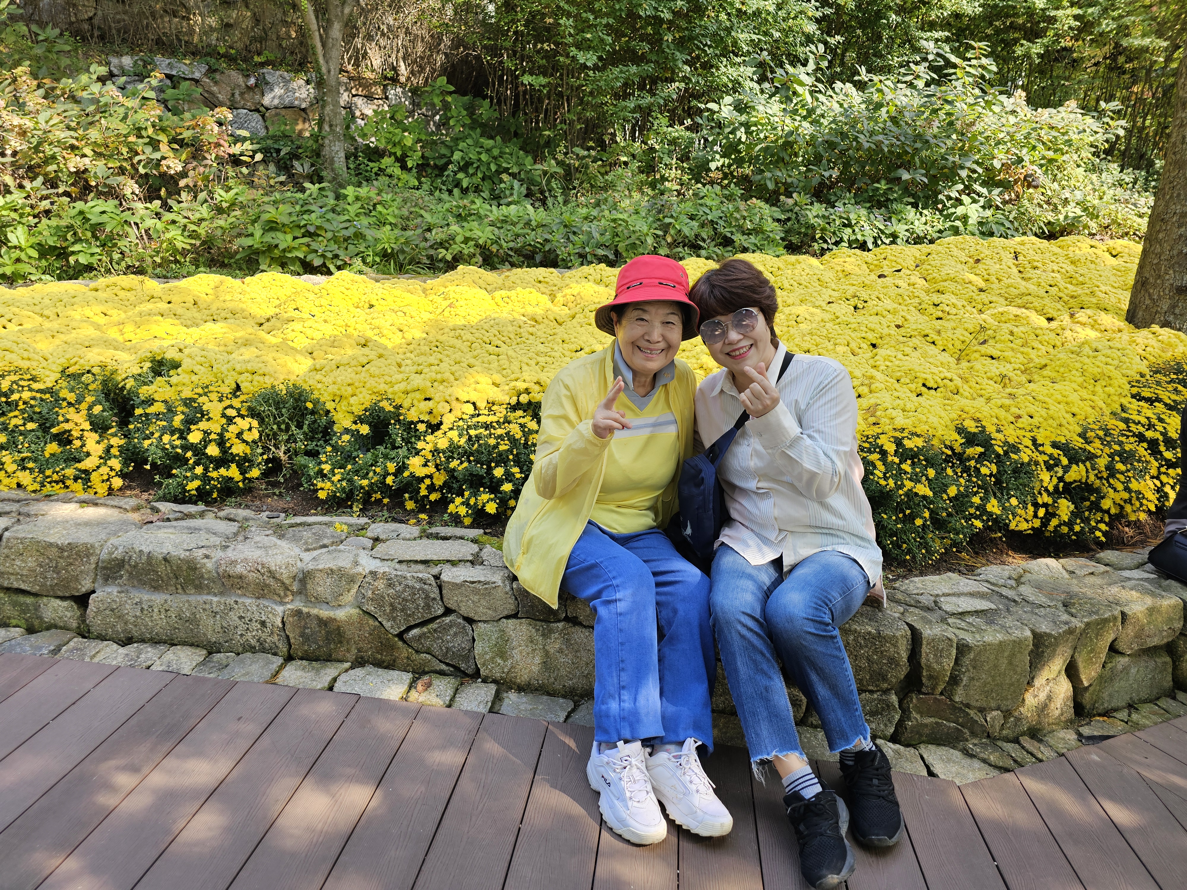 자원봉사자 나들이 "화담숲 다녀왔어요"