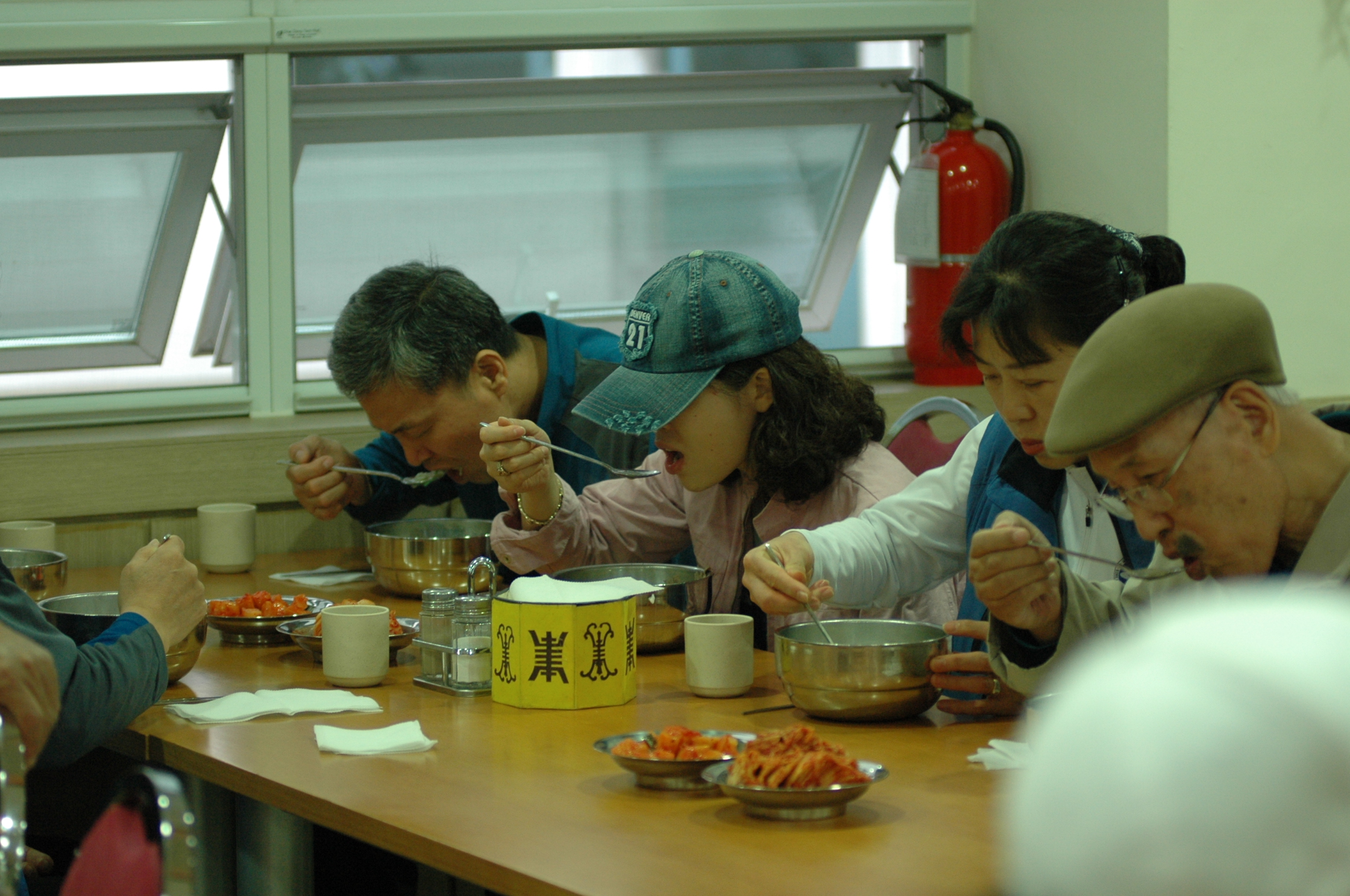 신선설농탕과 함께하는 사랑의 밥차 잘 끝났습니다.