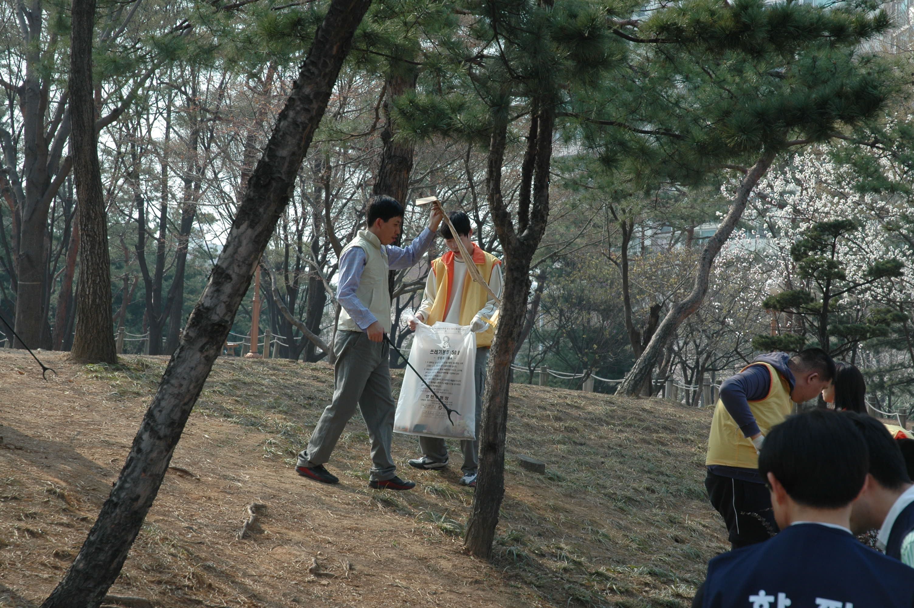 직업적응훈련생 거리깔끔이활동