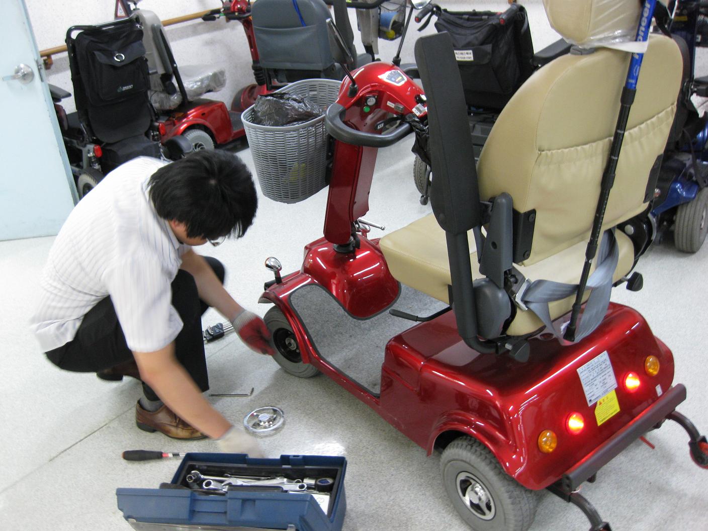 휠체어 무상 점검 서비스