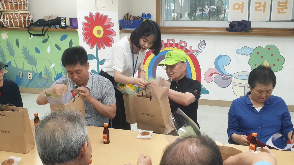 리포맥스 봉사단 송별회