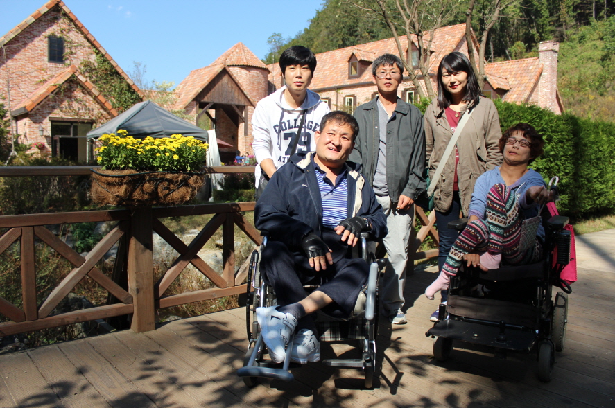 SRC 네트워크사업 "문턱없는 희망여행"