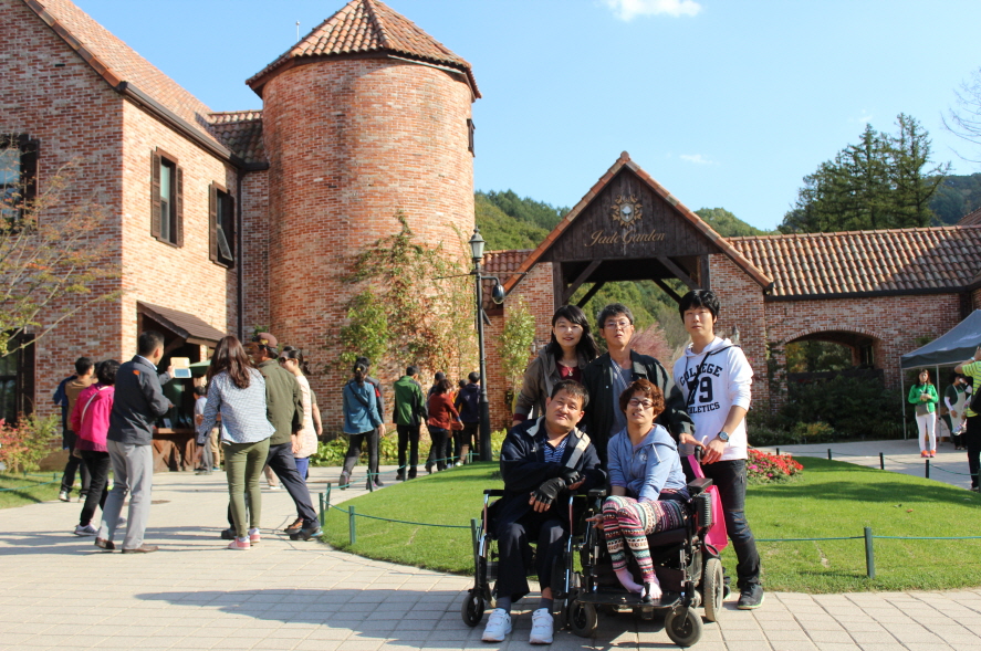 SRC 네트워크사업 "문턱없는 희망여행"