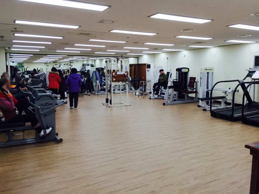 체력단련실 리모델링