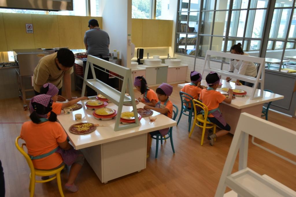 학교적응반 친구들, 첫 생활훈련 마침을 신고합니다!!