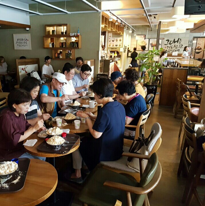 7월 현대백화점 고객봉사단과 함께한 하루