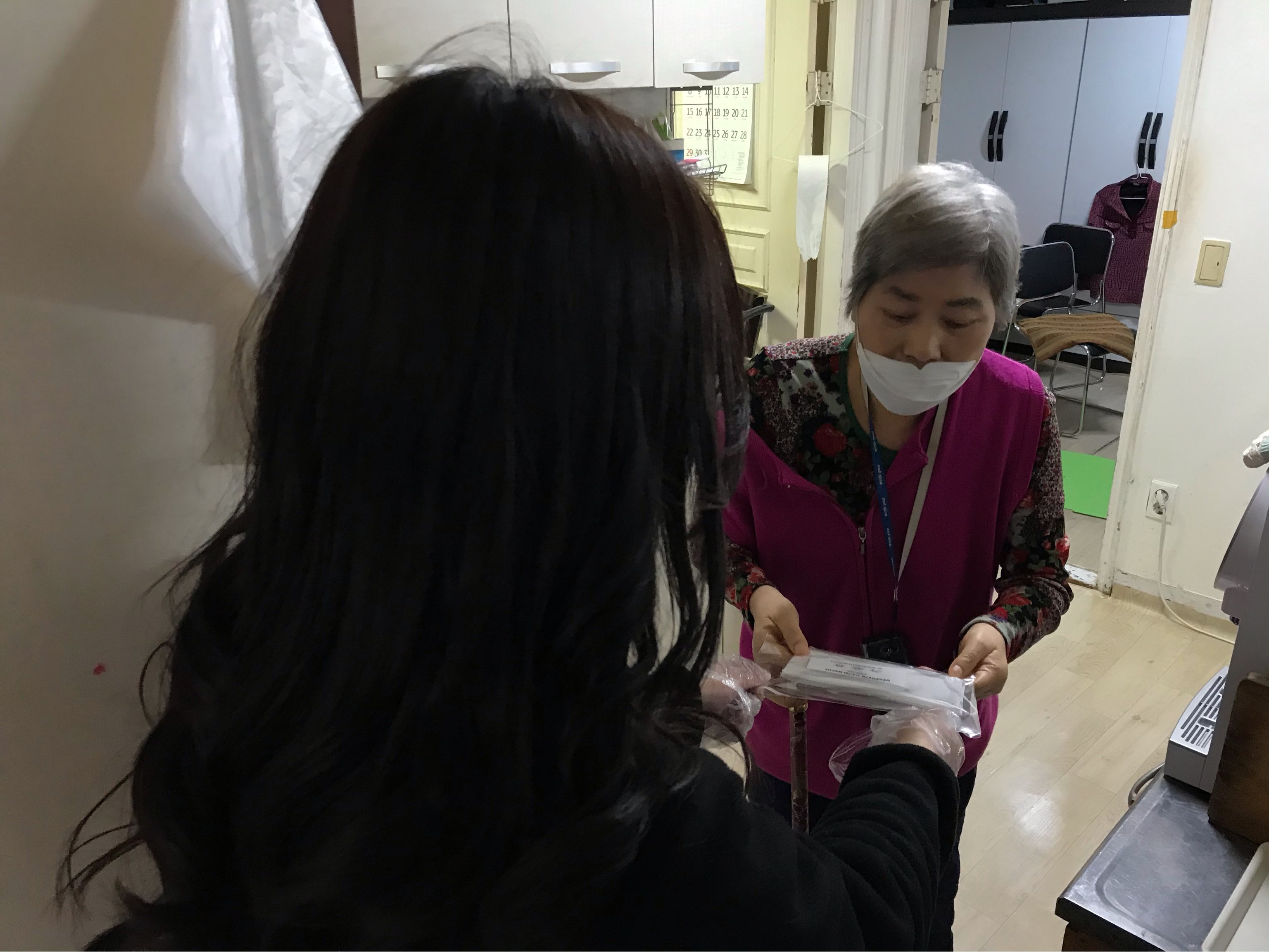 장애인가정 마스크 전달