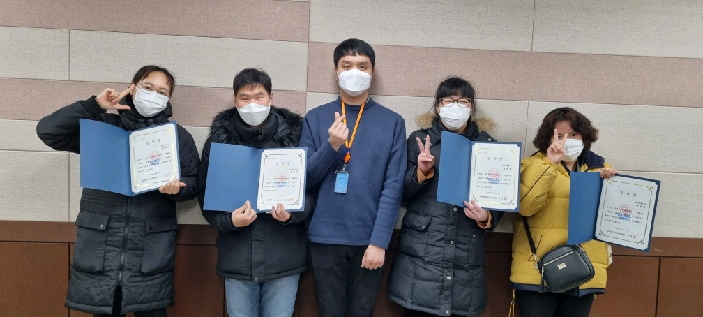 유니버설 활동가 마지막 활동