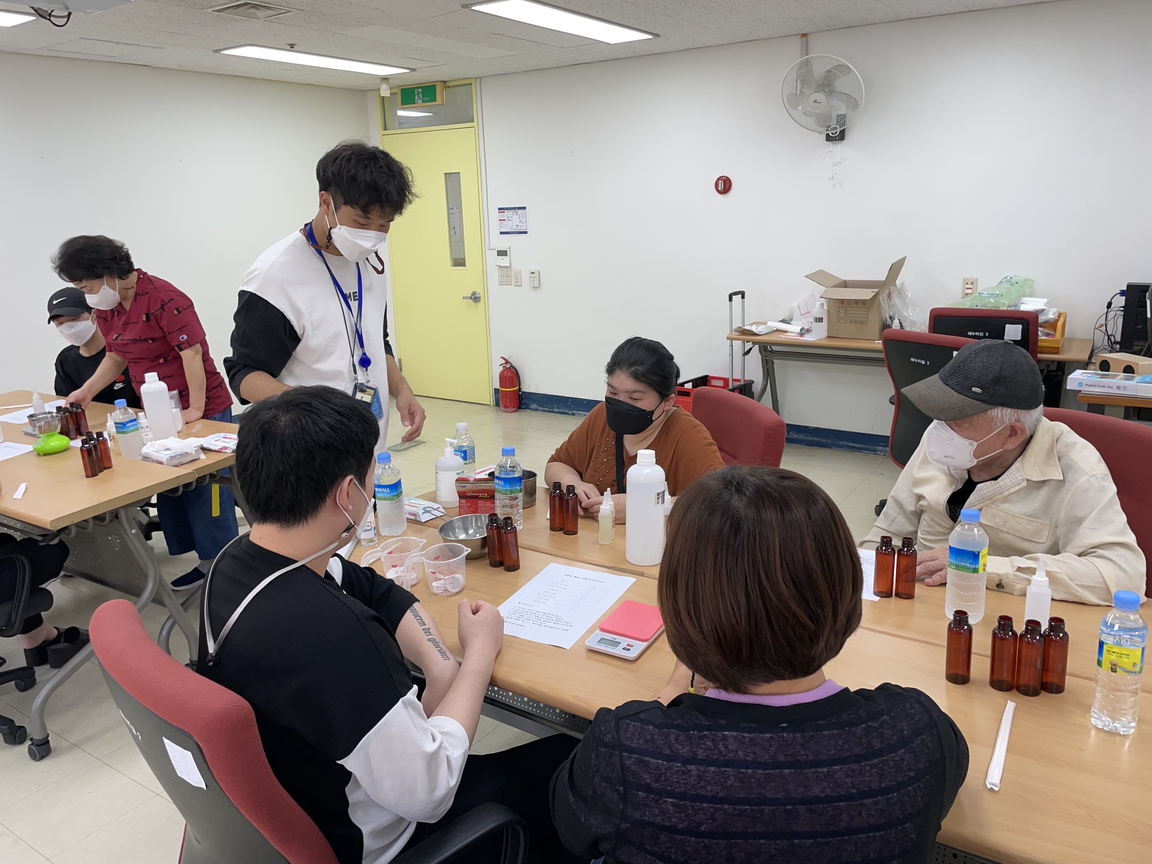 2021 이웃만들기 정기모임 실시 - 만들기 체험활동