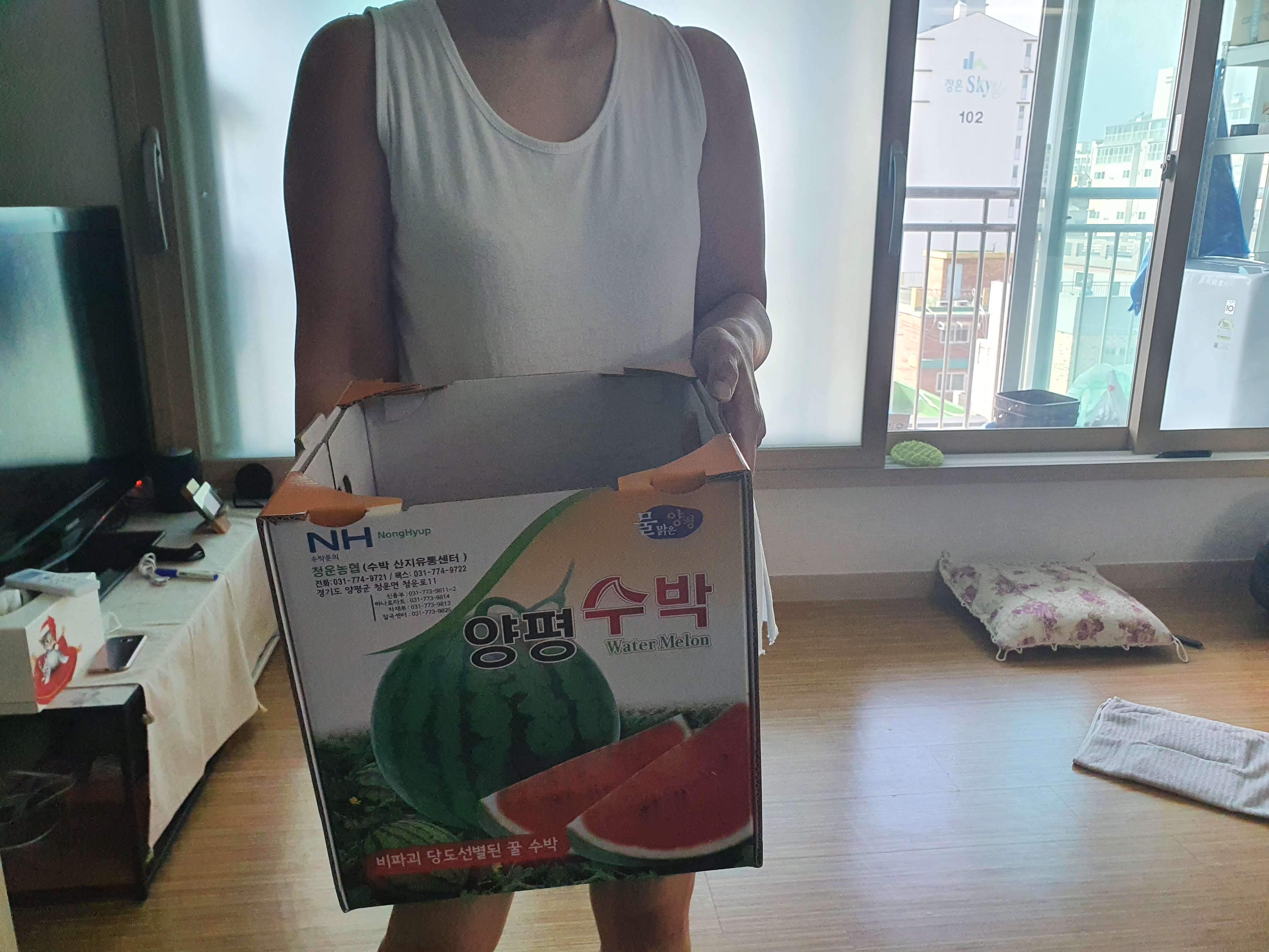 우양재단 저소득층 신선과일(수박) 지원