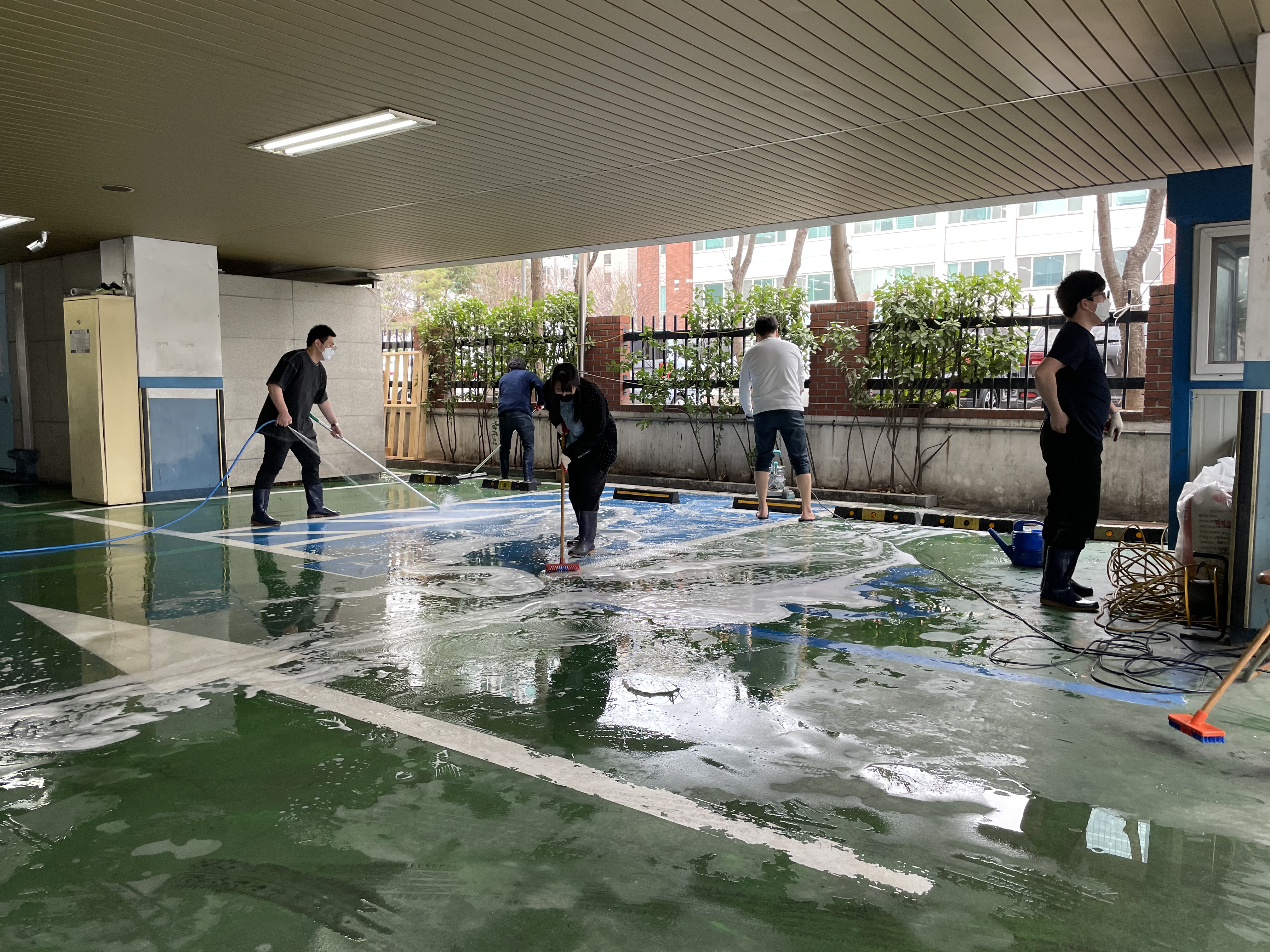 복지관 봄맞이 대청소