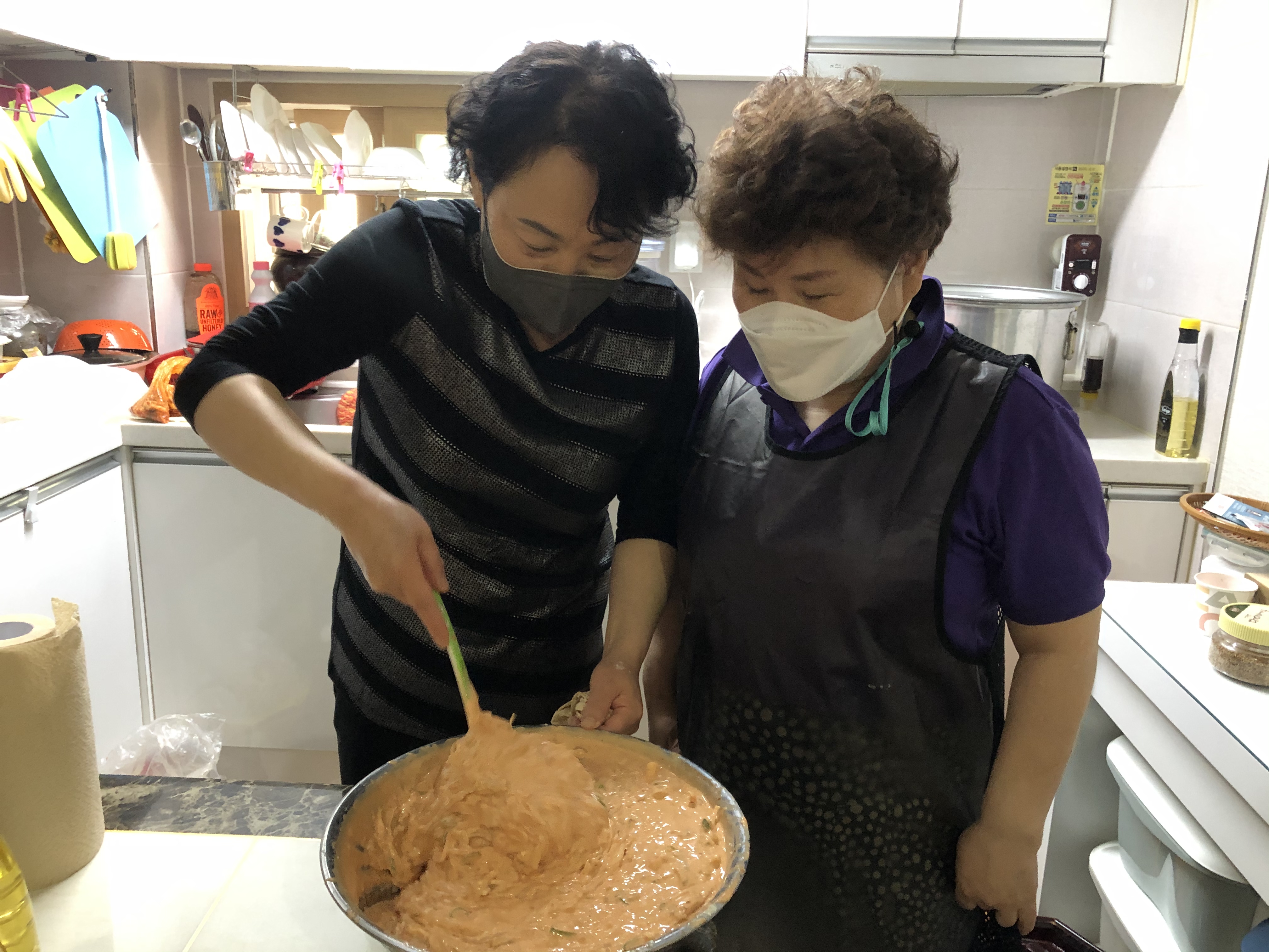 2021 마을만들기사업 이웃만들기 정기모임 실시 - 지역주민 삼계탕 나눔