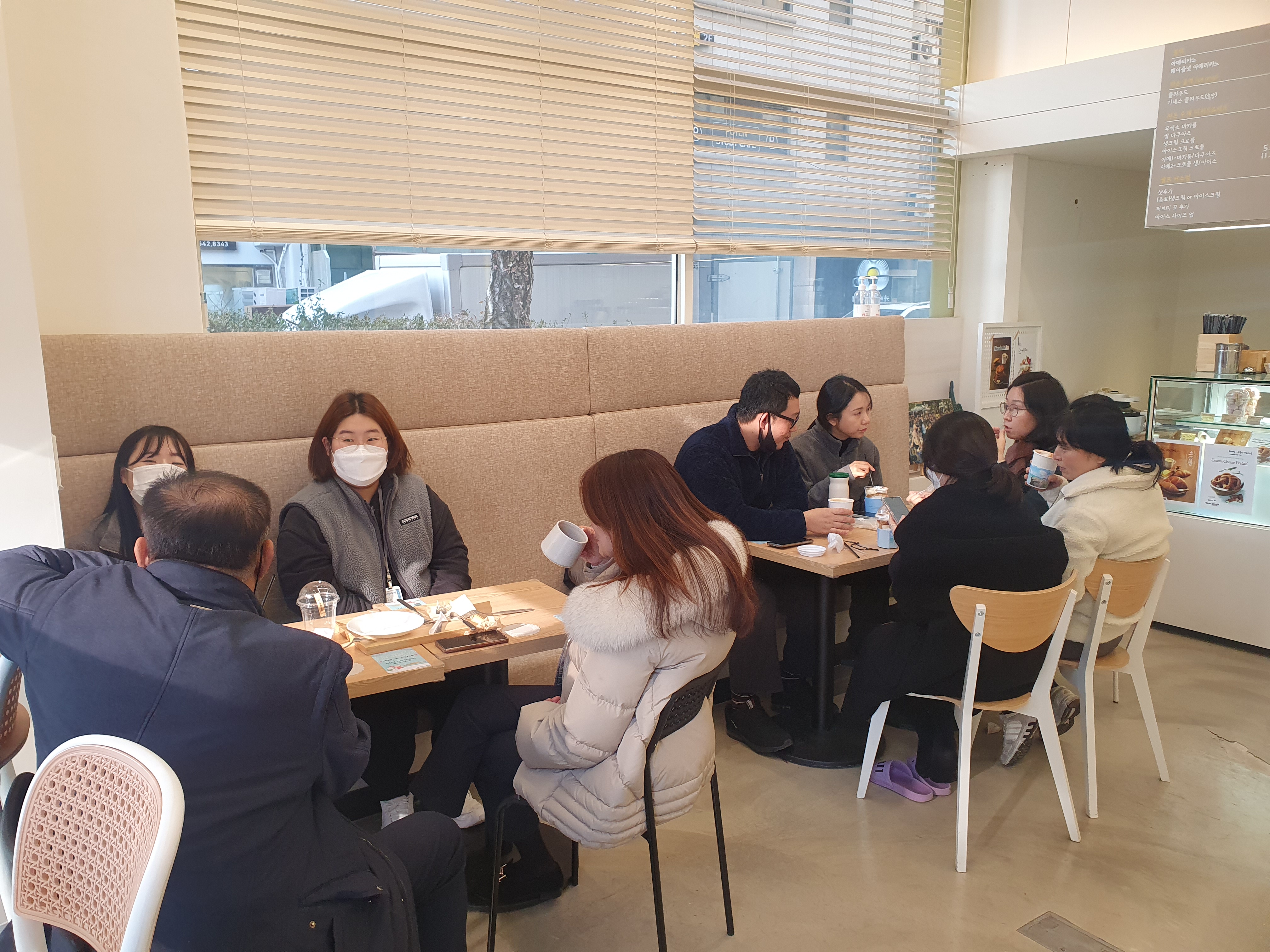 카페 라온하제와 함께하는 따뜻한 연말