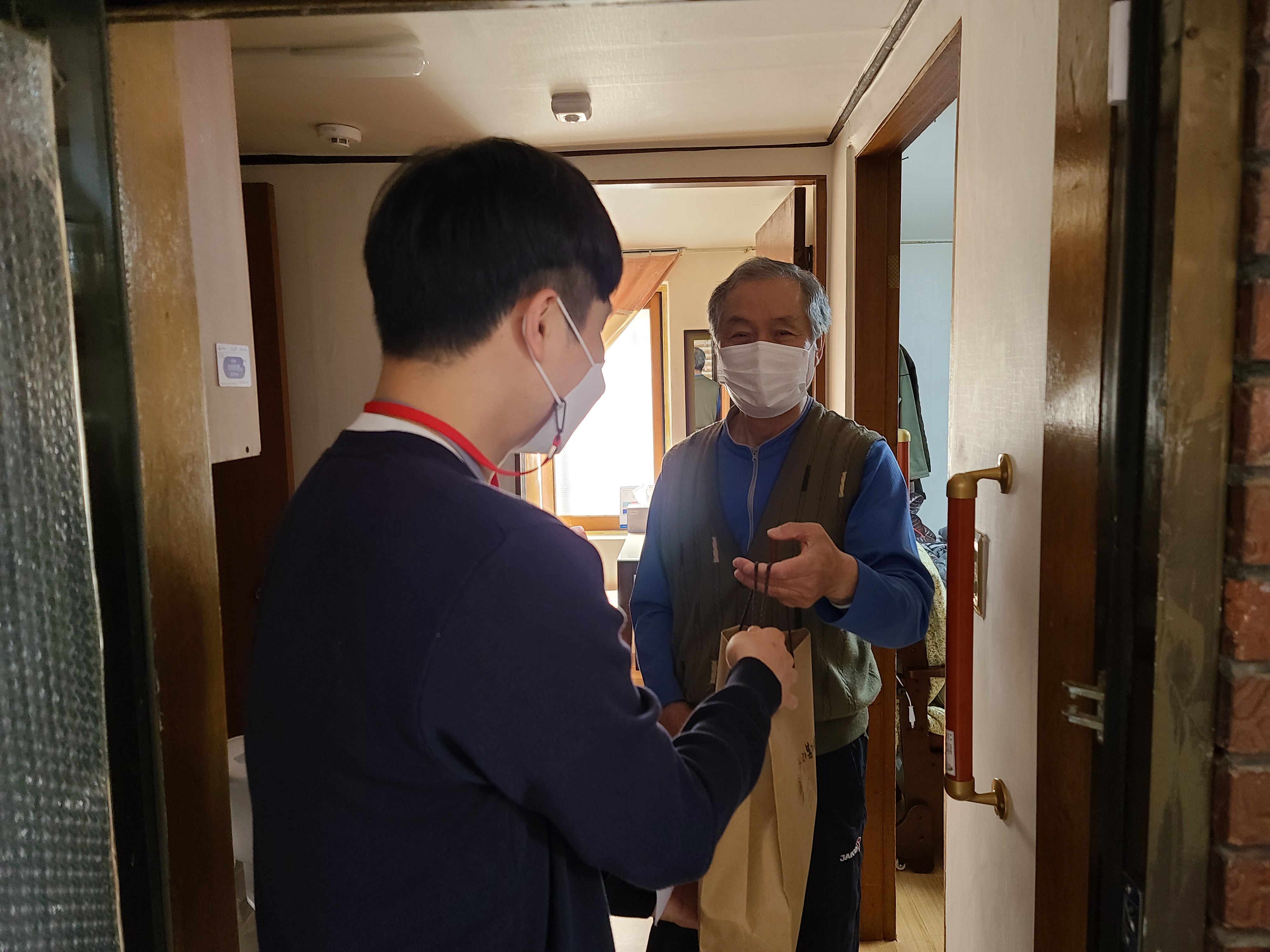 2021 마을만들기사업 이웃만들기 정기모임 실시 - 지역주민 삼계탕 나눔