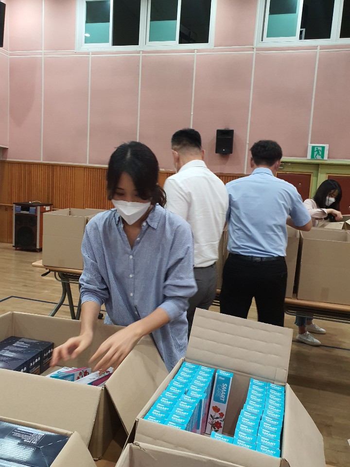 발달장애인 명절나눔 물품 전달