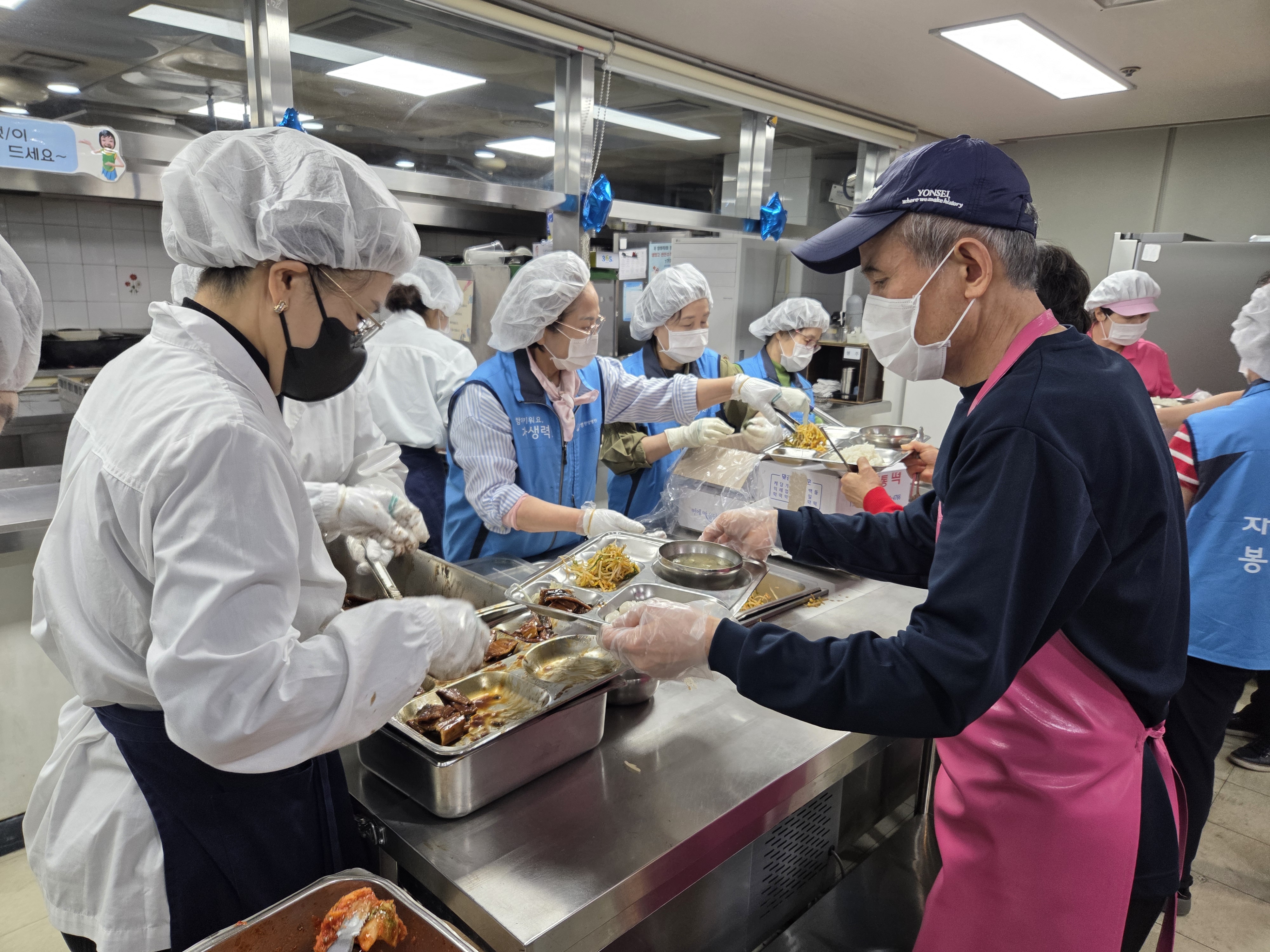 목동자생봉사단과 함께하는 장애인의 날 달달한 점심식사