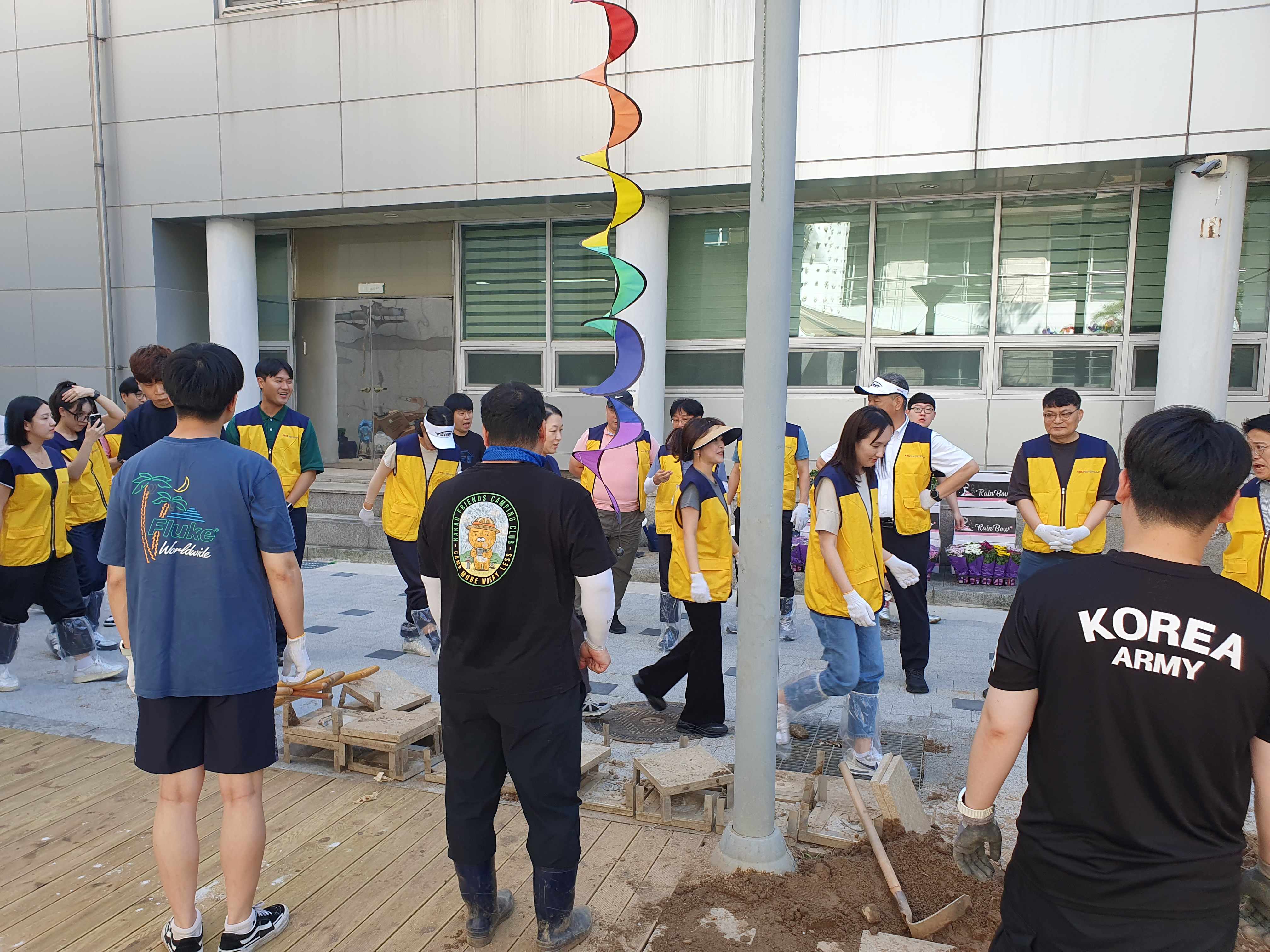 중소기업중앙회와 별일있는 정원 가꾸기