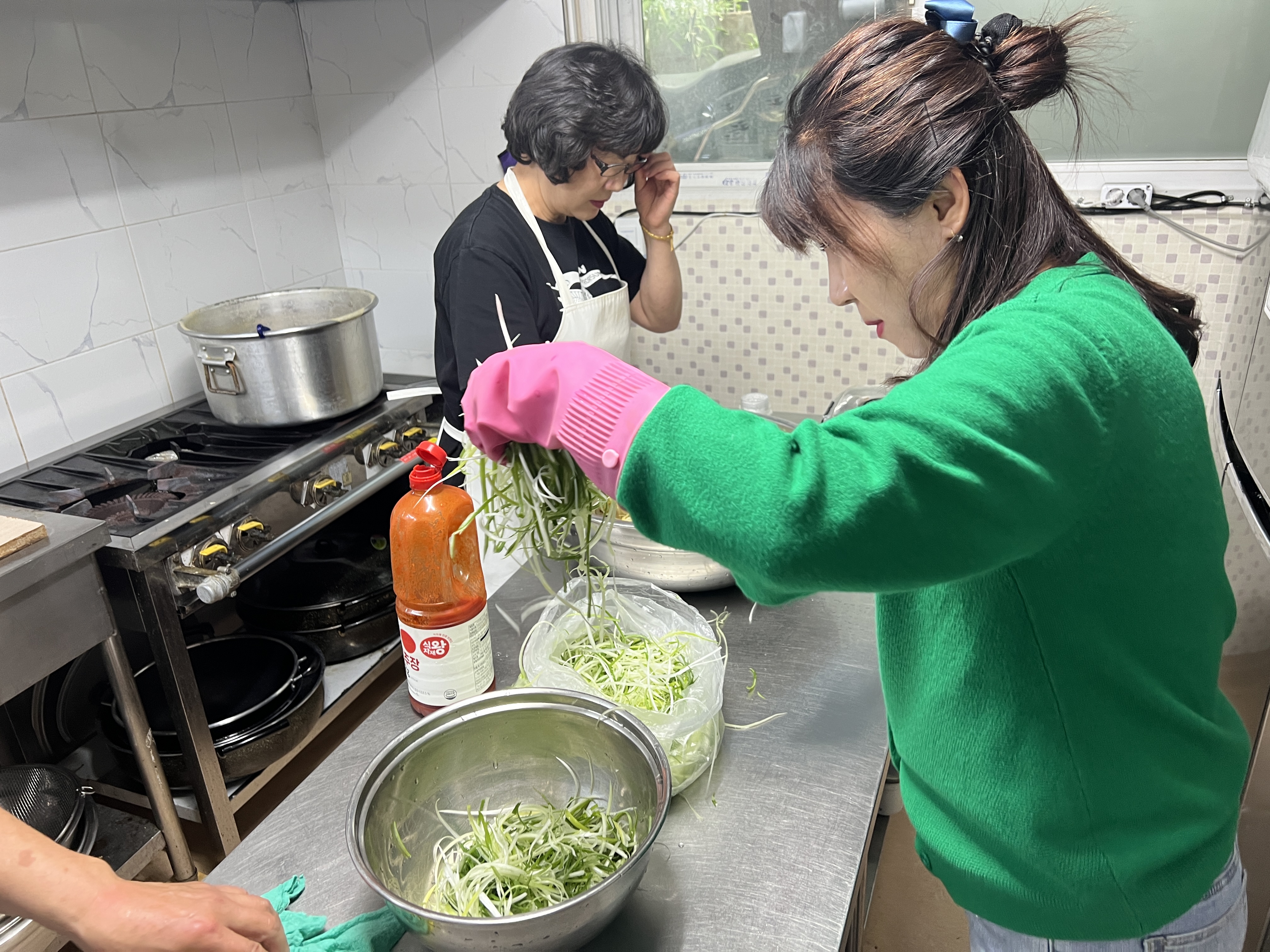 "다음에 또 만나요" 맛동산 마을잔치