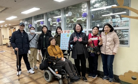 목공예 전시회 단체사진