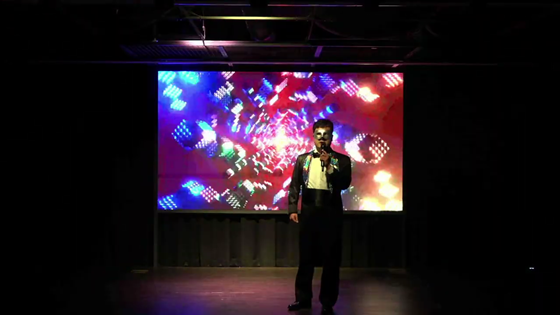 시각장애인 서바이벌 공개오디션 프로그램 ‘블라인드 트롯’ 경연 무대. ⓒ시각장애인 서바이벌 공개오디션 프로그램 ‘블라인드 트롯’