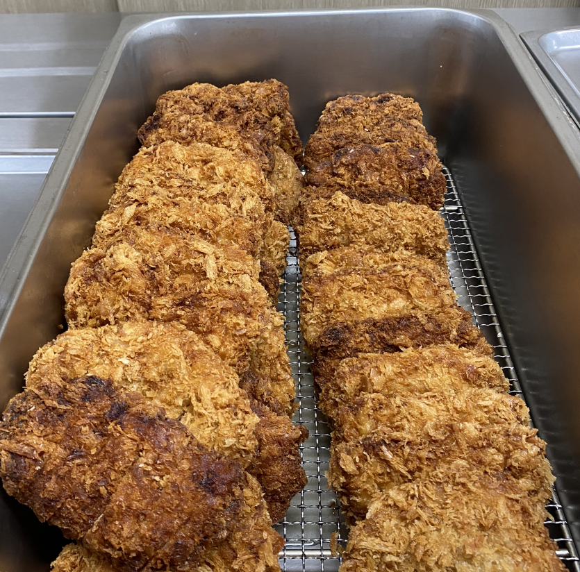 구교돈 복무요원의 돈까스 후원 